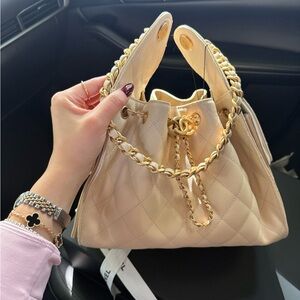 NEW Chanel 25 (small) shoulder bag authentic!